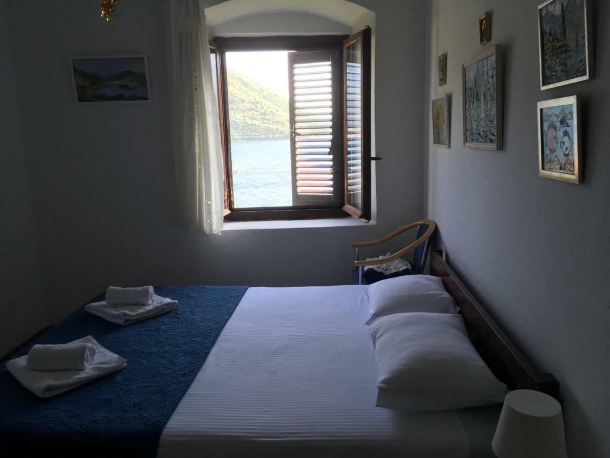 Be Happy In Perast Leilighet Eksteriør bilde